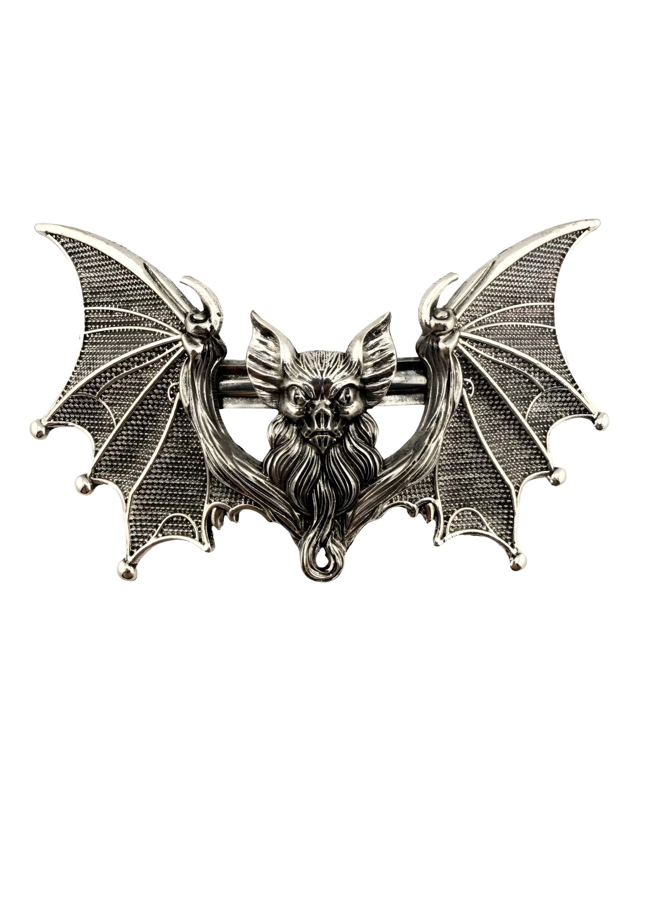 Silberfarbene gargoyle bat haarklammer mit detaillierten flügeln und bärtigem gesicht aus metall